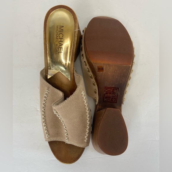 Michael Kors Y2K Wool Studded Block Heels Sandals Size 9.5 M Beige Suede Retro - Picture 10 of 11